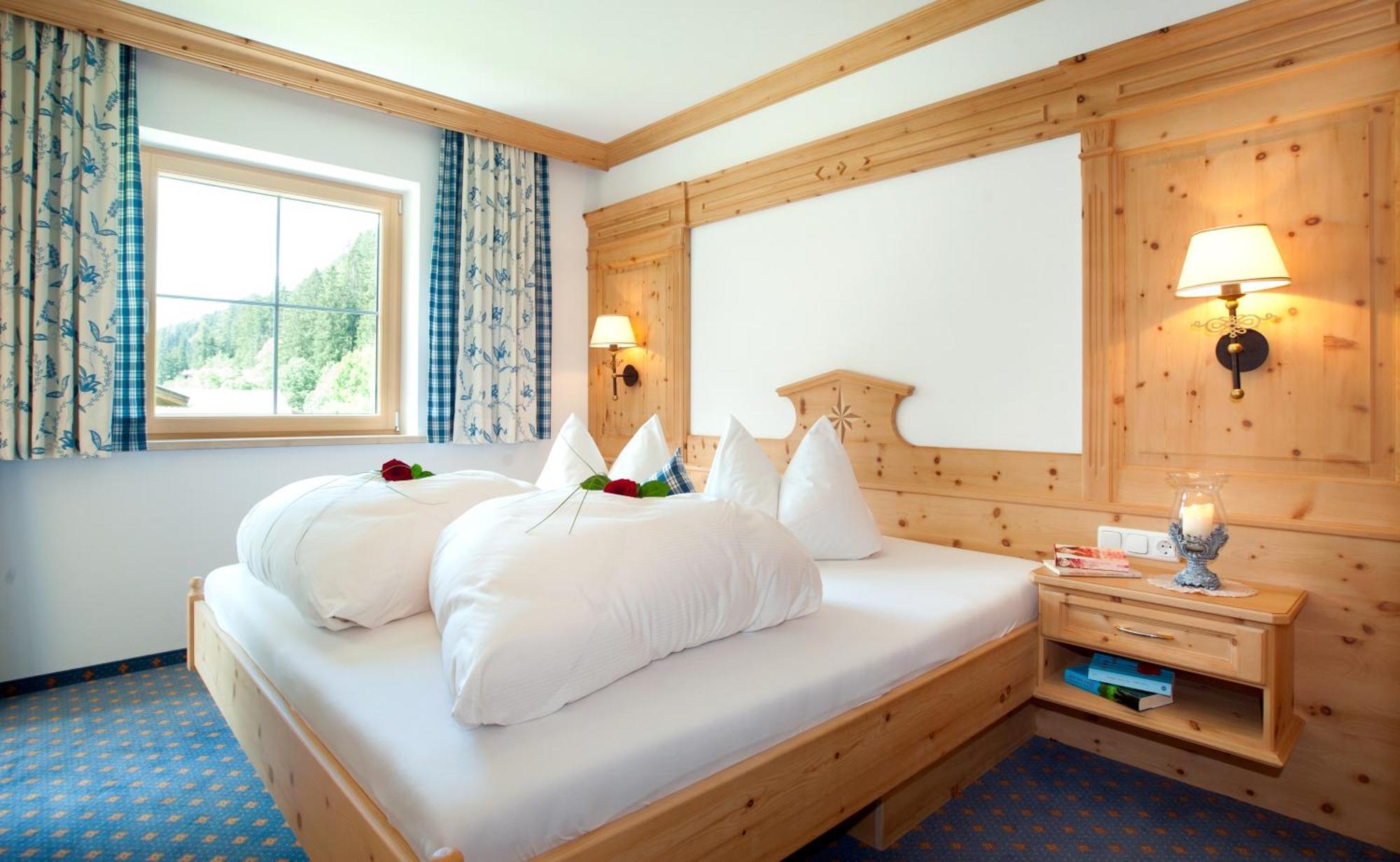 Ferienschloessl Harmonie Hotel Holzgau Ngoại thất bức ảnh