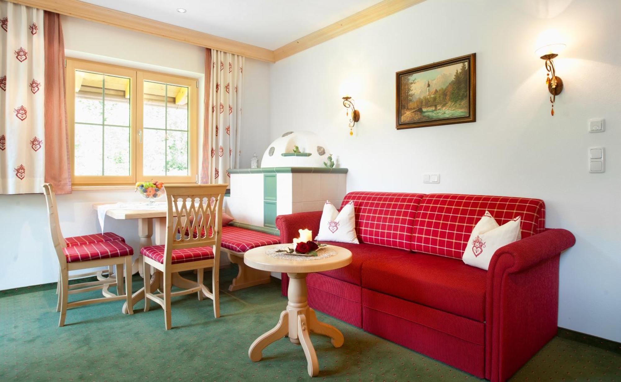 Ferienschloessl Harmonie Hotel Holzgau Phòng bức ảnh