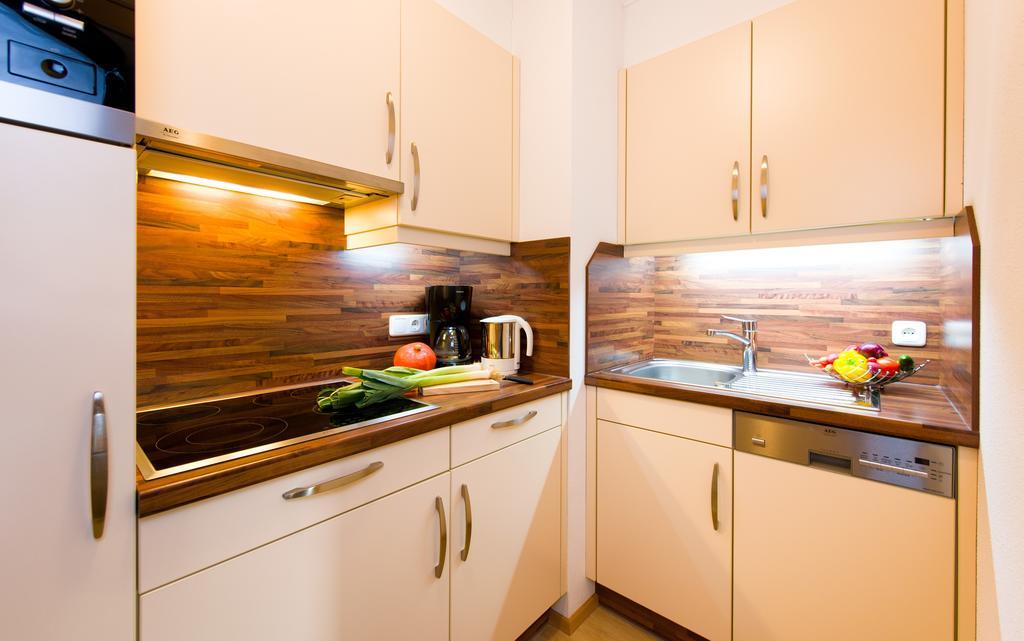 Ferienschloessl Harmonie Hotel Holzgau Ngoại thất bức ảnh