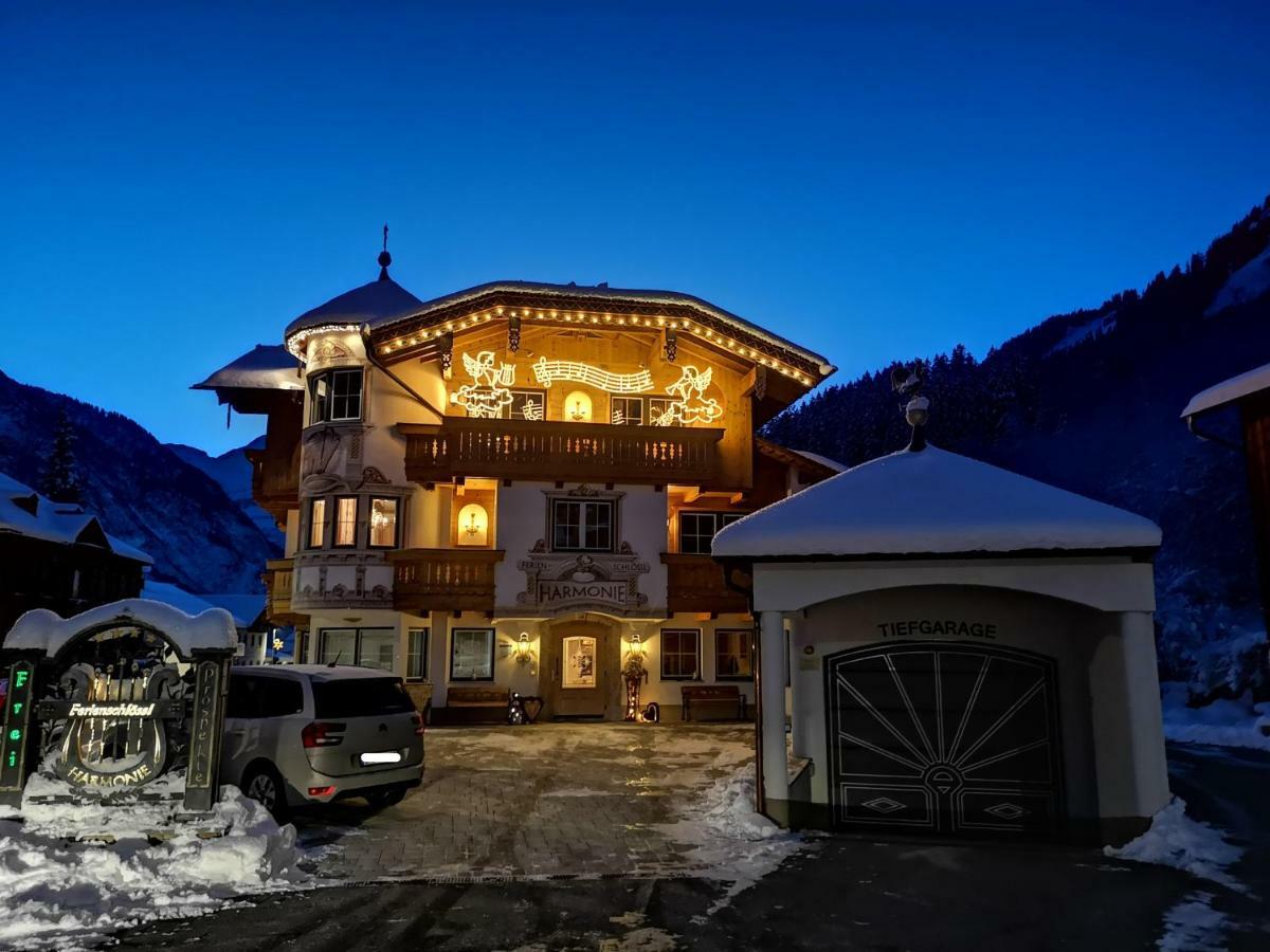Ferienschloessl Harmonie Hotel Holzgau Ngoại thất bức ảnh